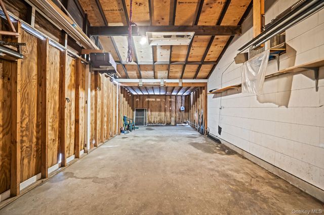 741 Hamilton Avenue, Westhampton Beach, NY 11978