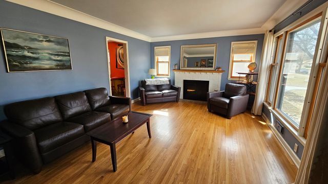 6009 13th Avenue S, Minneapolis, MN 55417