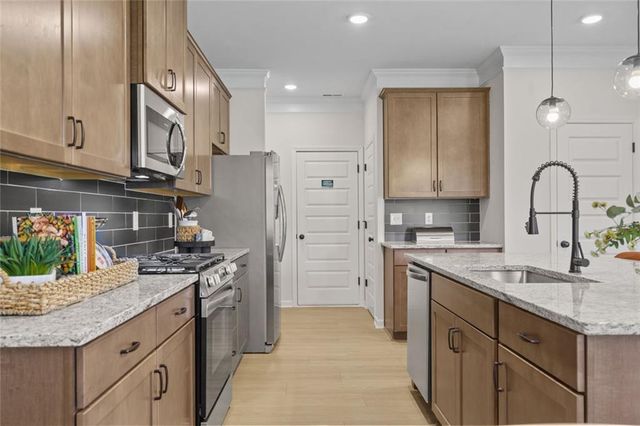 213 Oakmont Drive, Dallas, GA 30132