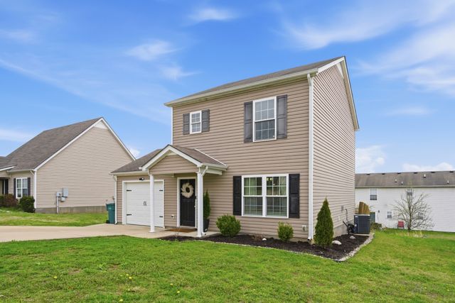 418 Deer Meadow Ln, Lebanon, TN 37090