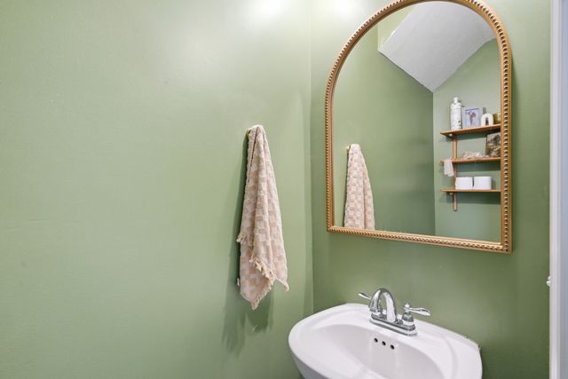 418 Deer Meadow Ln, Lebanon, TN 37090