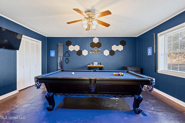 213 Dogwood Lane, Batesville, MS 38606