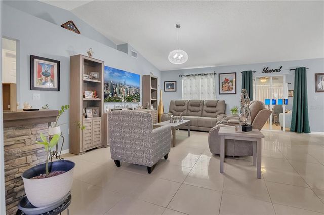 2925 TIMBERCREST PLACE, Lakeland, FL 33810