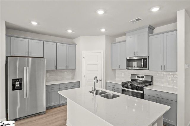 1600 Switchback Circle, Moore, SC 29369