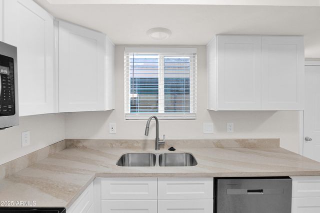 17620 N 17TH Place 25, Phoenix, AZ 85022