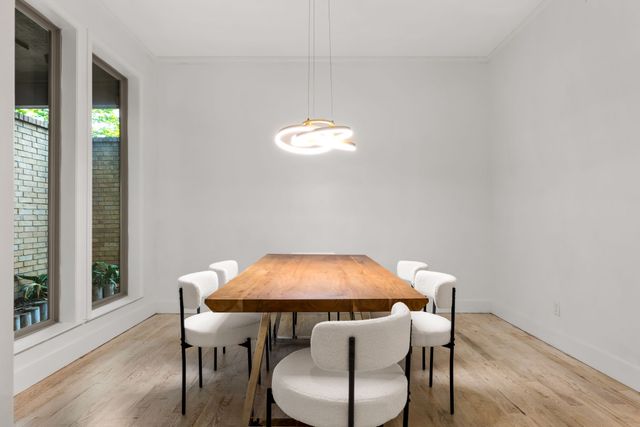 9415 Hill View Drive, Dallas, TX 75231