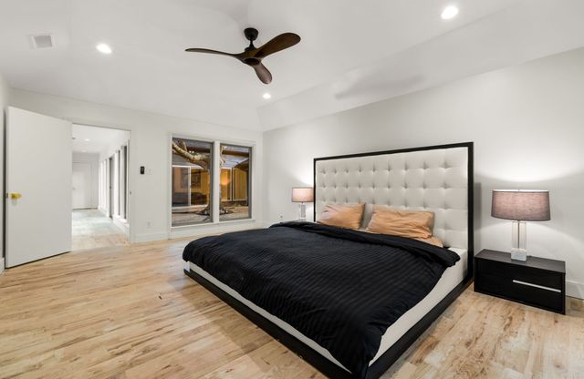 9415 Hill View Drive, Dallas, TX 75231