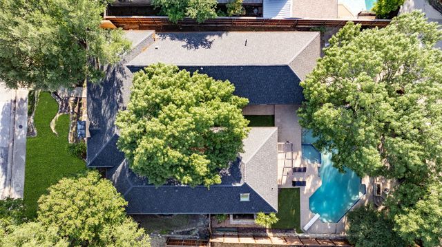 9415 Hill View Drive, Dallas, TX 75231