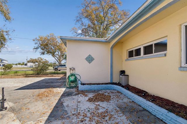 2120 CORONADA WAY S, St Petersburg, FL 33712