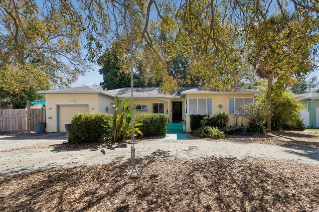 2120 CORONADA WAY S, St Petersburg, FL 33712