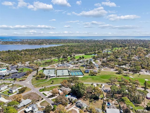 2120 CORONADA WAY S, St Petersburg, FL 33712