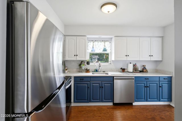 27 Tony Court, Brick, NJ 08724