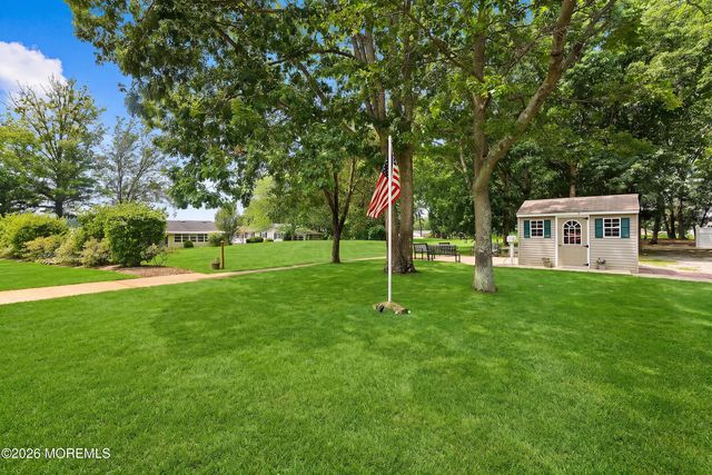 27 Tony Court, Brick, NJ 08724