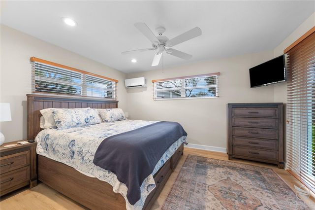 818 HOPE AVENUE, New Smyrna Beach, FL 32169