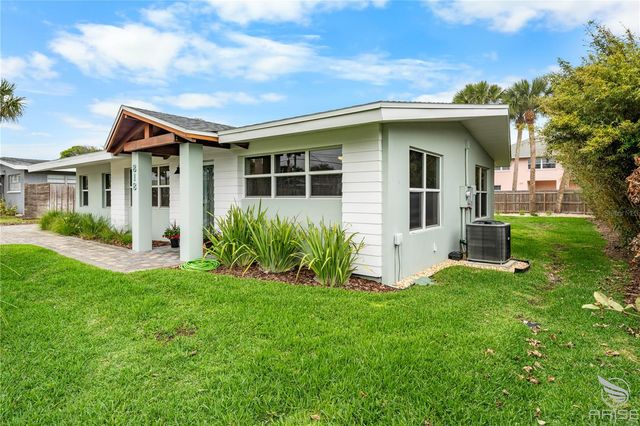 818 HOPE AVENUE, New Smyrna Beach, FL 32169