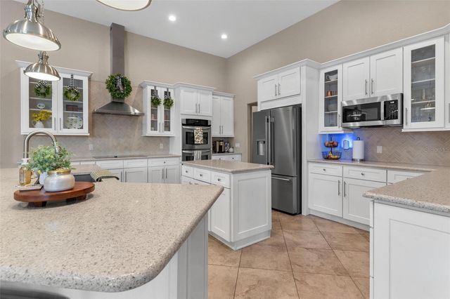 2587 NE 108TH LANE, Oxford, FL 34484