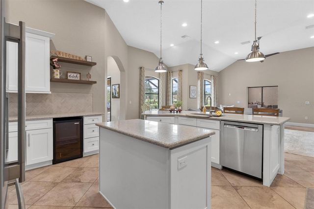 2587 NE 108TH LANE, Oxford, FL 34484