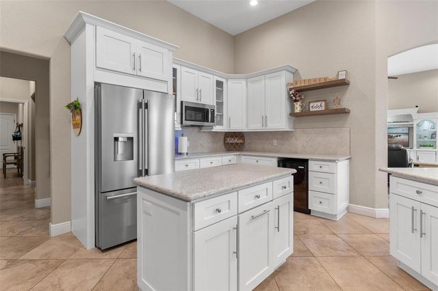 2587 NE 108TH LANE, Oxford, FL 34484