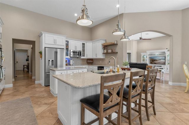 2587 NE 108TH LANE, Oxford, FL 34484