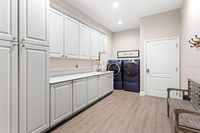 2587 NE 108TH LANE, Oxford, FL 34484