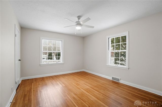 726 Acorn Drive, Oakwood, OH 45419