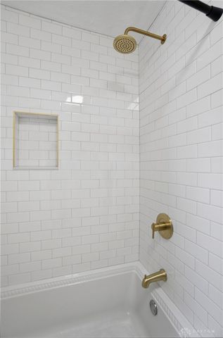 726 Acorn Drive, Oakwood, OH 45419