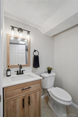 726 Acorn Drive, Oakwood, OH 45419