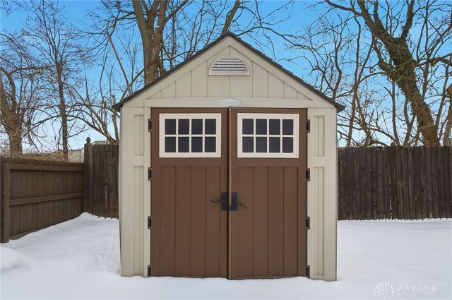 726 Acorn Drive, Oakwood, OH 45419