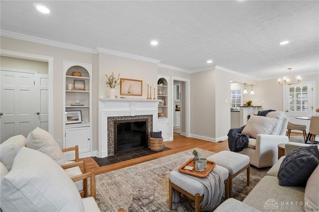 726 Acorn Drive, Oakwood, OH 45419