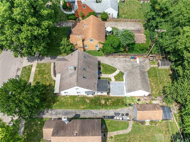 726 Acorn Drive, Oakwood, OH 45419