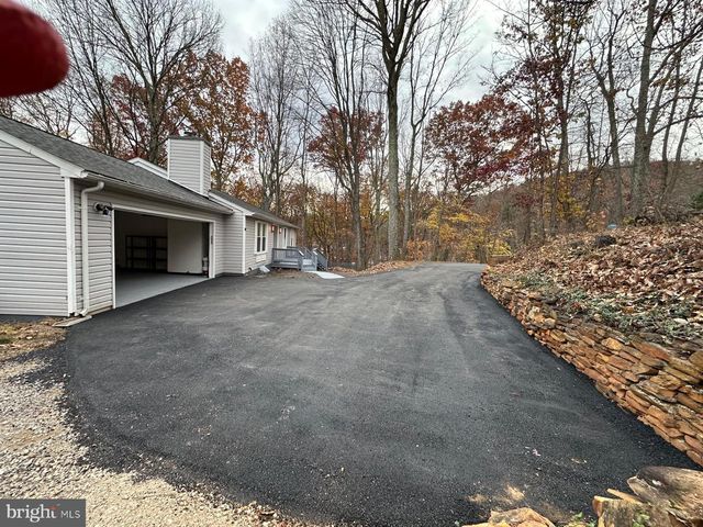 1411 MERCER RD, Haymarket, VA 20169