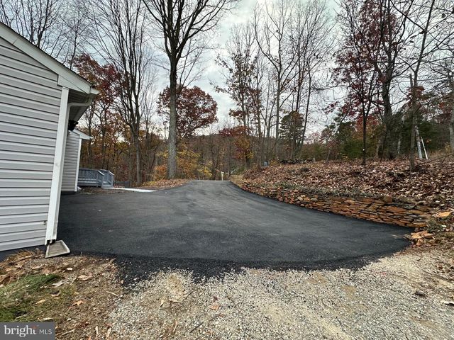 1411 MERCER RD, Haymarket, VA 20169