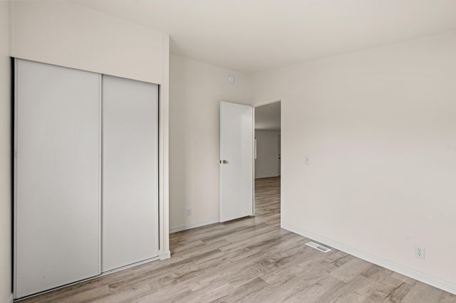 1570 S Peach Street SPC 100, Medford, OR 97501