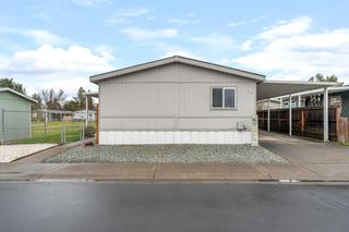 1570 S Peach Street SPC 100, Medford, OR 97501