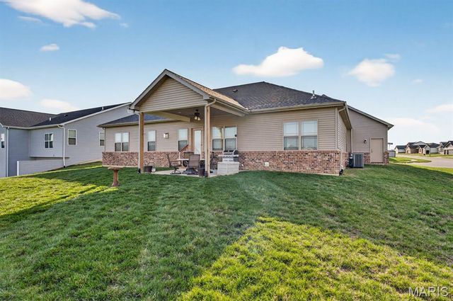1300 Renwick Way Court, O'fallon, IL 62269