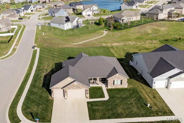 1300 Renwick Way Court, O'fallon, IL 62269