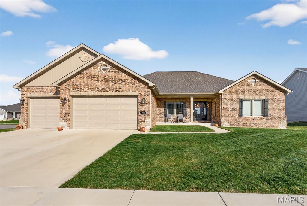 1300 Renwick Way Court, O'fallon, IL 62269