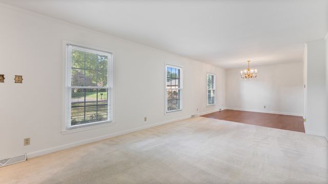 575 Joyce Cir, Lewisburg, TN 37091