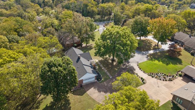 575 Joyce Cir, Lewisburg, TN 37091