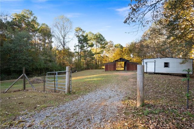 988 Davenport Road, Dalton, GA 30721