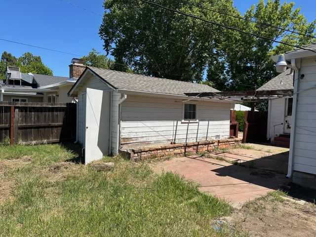 1616 Vermont Ave, West Sacramento, CA 95691