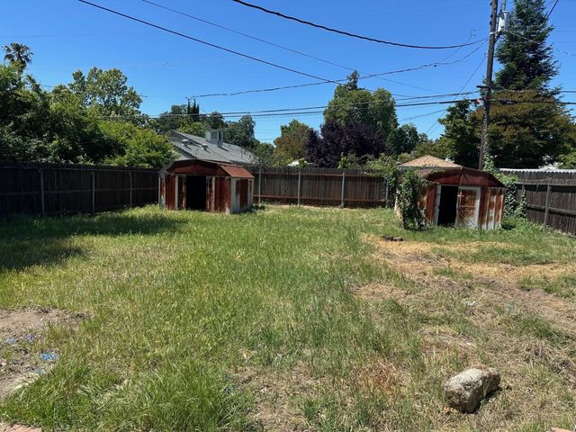 1616 Vermont Ave, West Sacramento, CA 95691