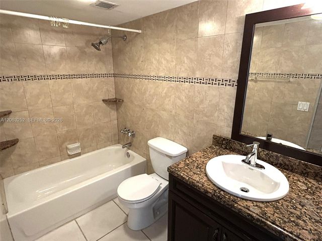 2801 NE 183rd St 508W, Aventura, FL 33160
