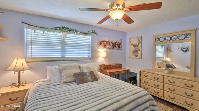 11 Swan Avenue, New Smyrna Beach, FL 32168