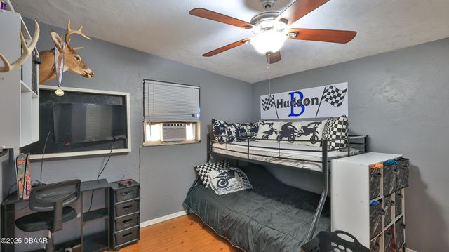 11 Swan Avenue, New Smyrna Beach, FL 32168