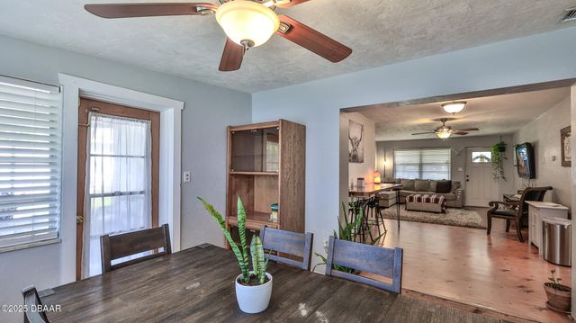 11 Swan Avenue, New Smyrna Beach, FL 32168