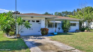 11 Swan Avenue, New Smyrna Beach, FL 32168