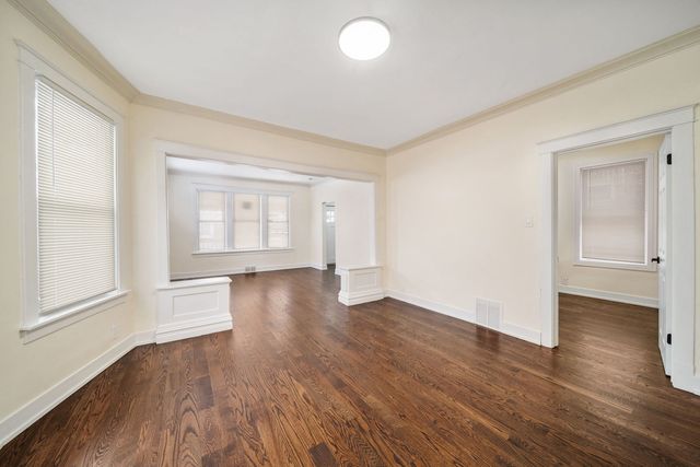 12000 S Perry Avenue, Chicago, IL 60628