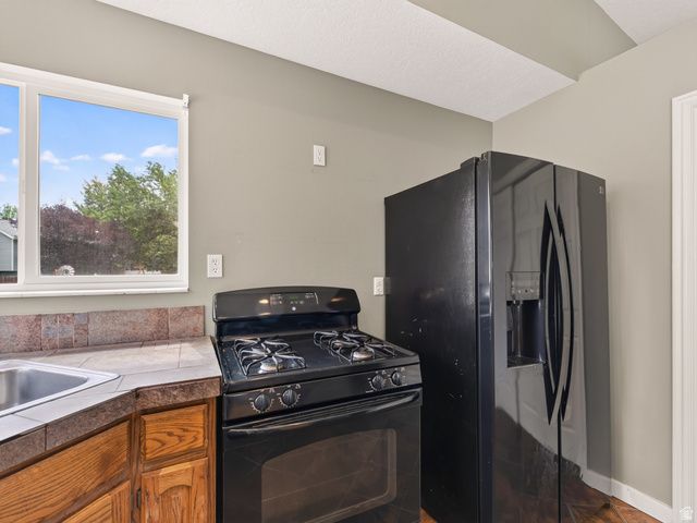 427 S 700 W, Lehi, UT 84043
