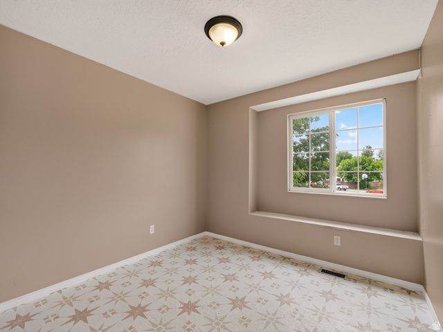 427 S 700 W, Lehi, UT 84043